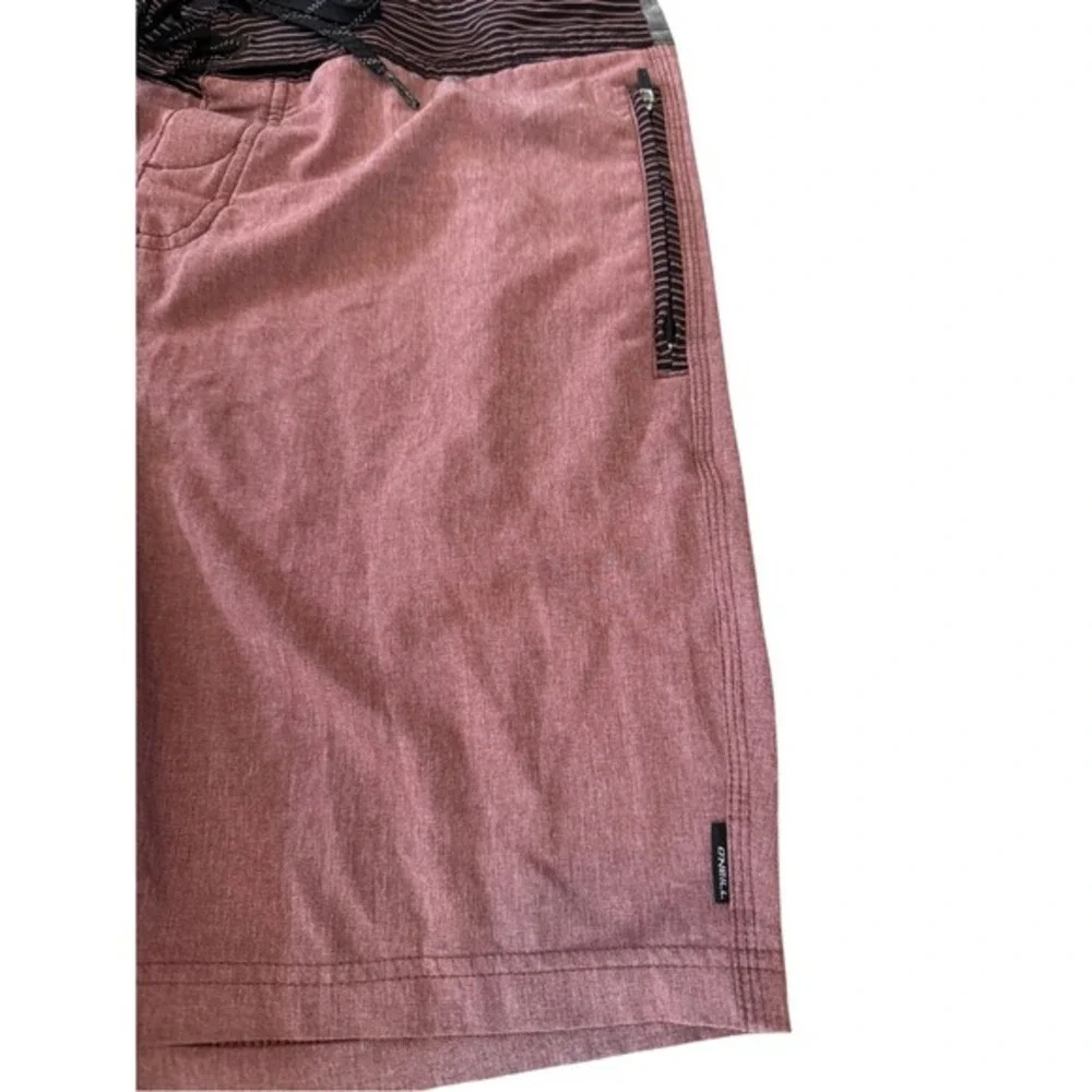 O'Neill Mauve Stripe Accent Hybrid‎ Board Shorts Size 30 Coastal Gorpcore Surf